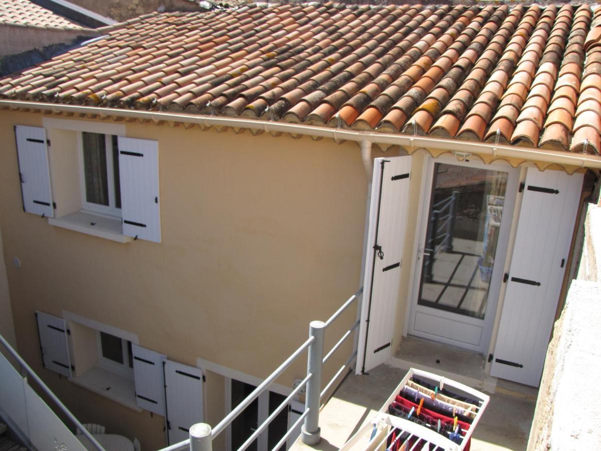 Maison De Village Entre Mer Et Montagne Roujan Екстериор снимка